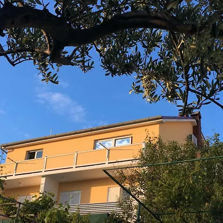 Appartamento Ziza With Rab City View